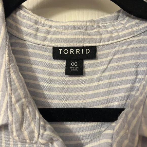 Torrid Lizzie Rayon Twill Embroidered Striped Button Up Long Sleeve Shirt M/L - Picture 8 of 11